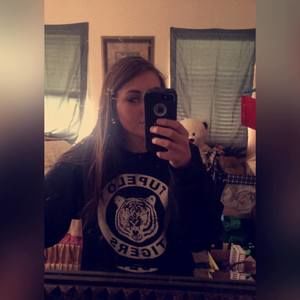 Meet your Posher, Savanna